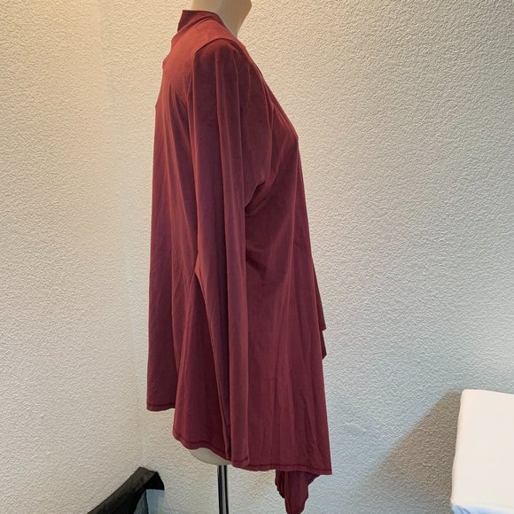 Live and Let Live lightweight drapey jacket XL poly/spandex cranberry NWT - Picture 4 of 12